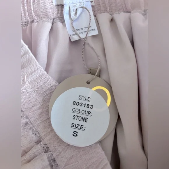 NWT APRCOT Stunning layered Tulle Midi Skirt sz Small Stone colour ruffles lined - Picture 16 of 16